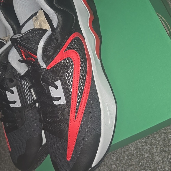 New Nike Giannis Immortality 3 sneakers sizes 11,11.5,12 and 13 - Picture 6 of 11